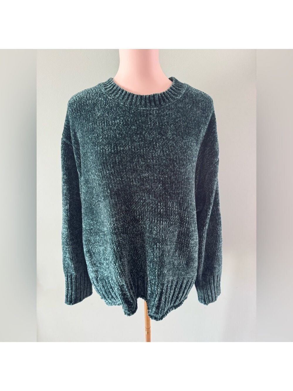 Christian Siriano Cozy Green Sweater, Large